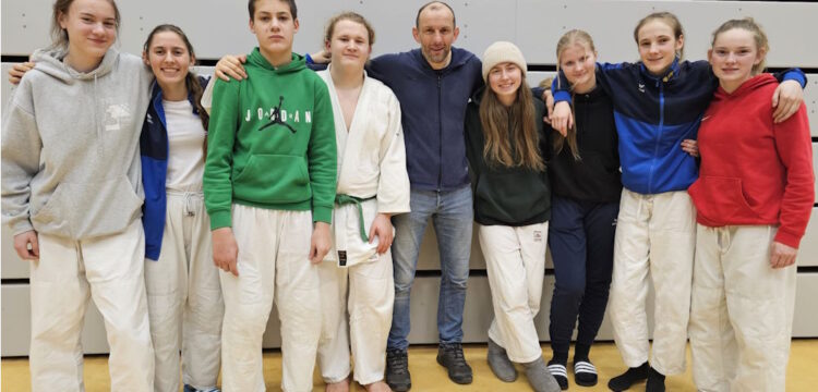 Hermann-Cup in Schwerin Nachwuchs-Judoka des TuRa Harksheide erneut erfolgreich